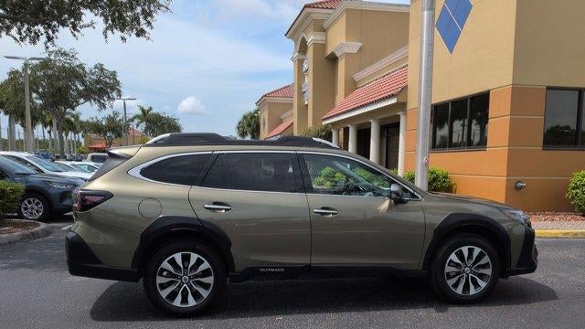 2023 Subaru Outback Touring