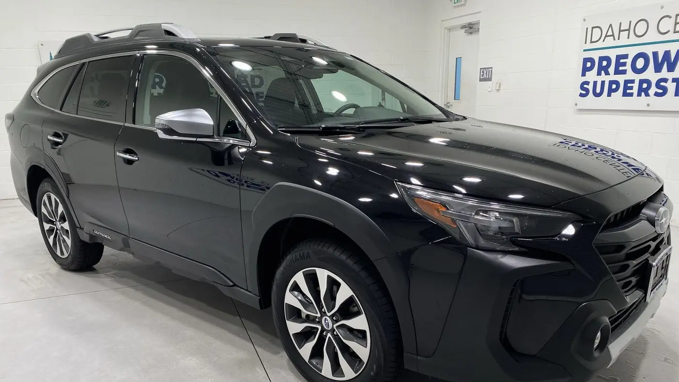 2025 Subaru Outback Touring
