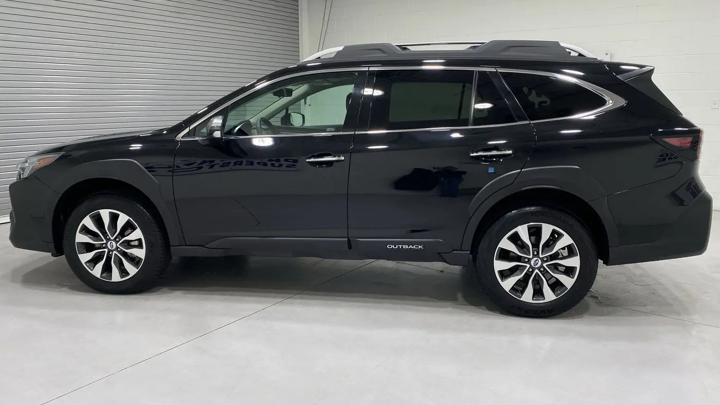 2025 Subaru Outback Touring