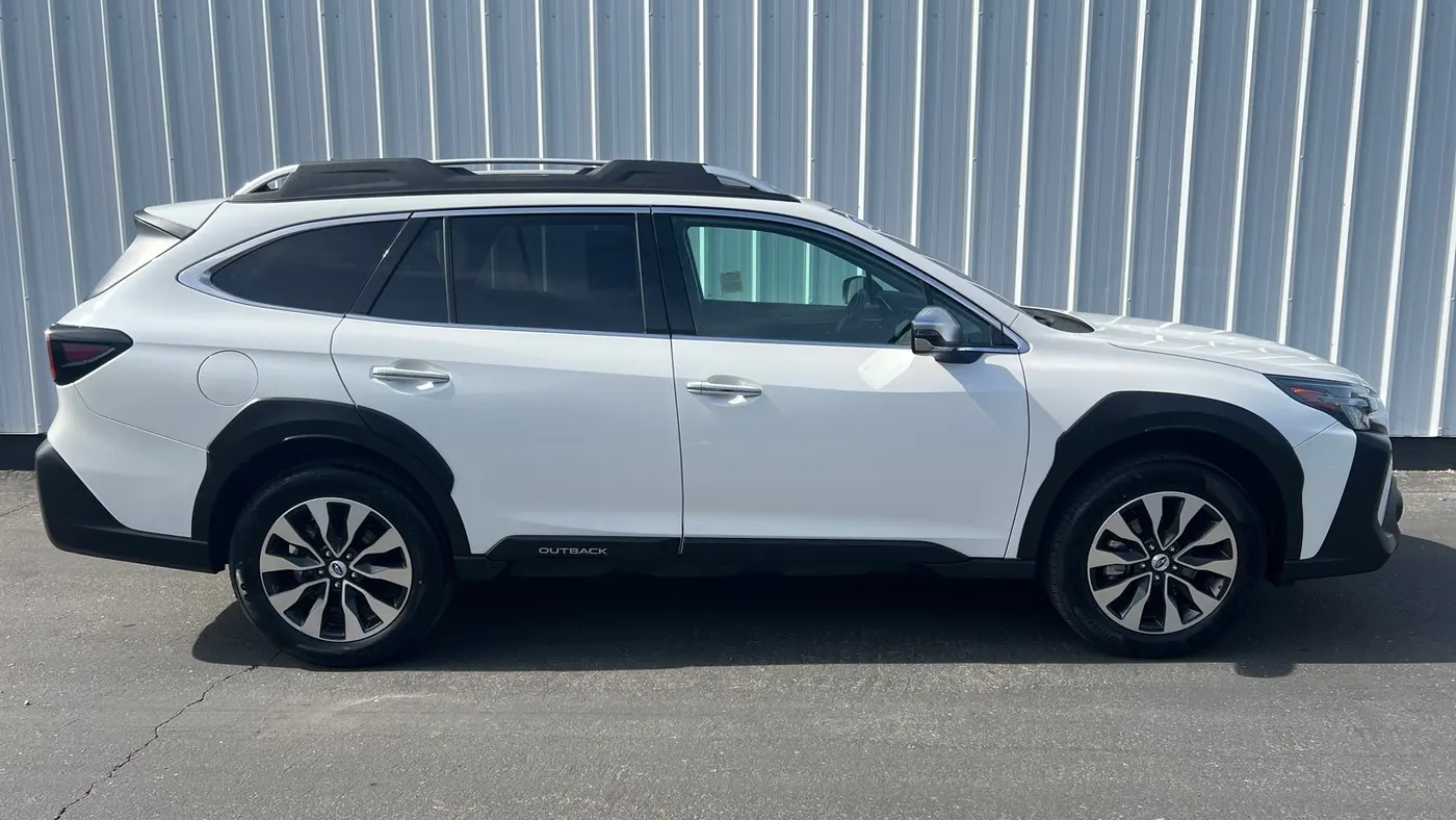 2024 Subaru Outback Touring