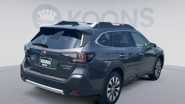 2023 Subaru Outback Touring