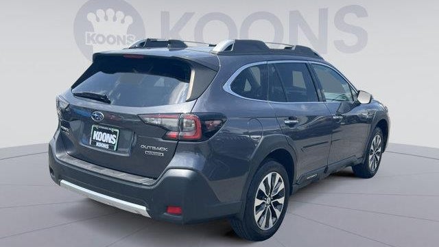 2023 Subaru Outback Touring