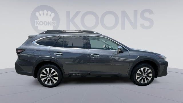 2023 Subaru Outback Touring