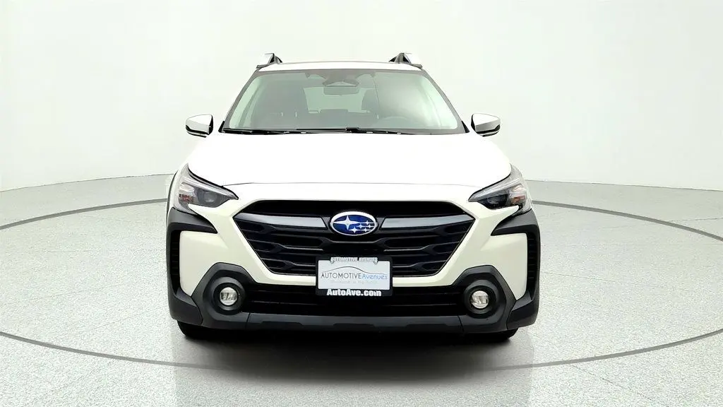 2023 Subaru Outback Touring