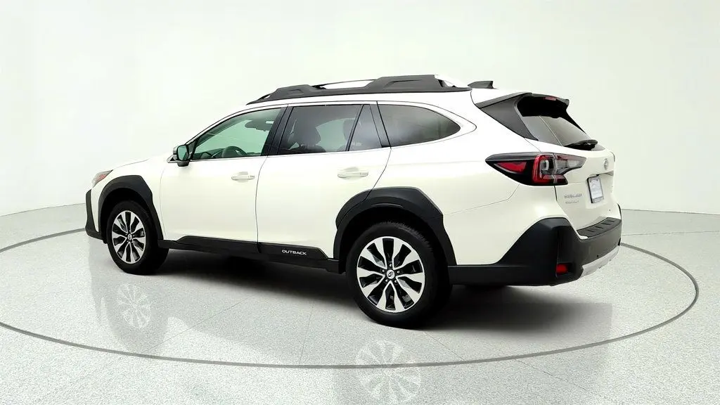 2023 Subaru Outback Touring