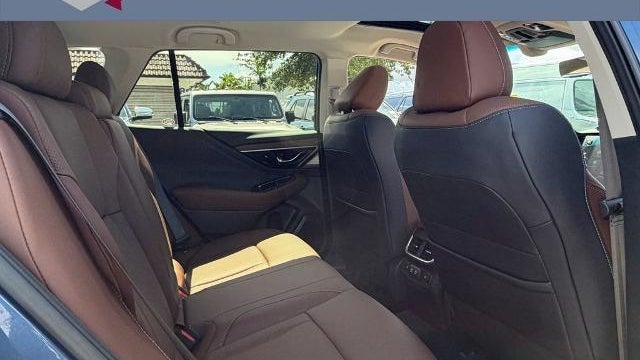 2022 Subaru Outback Touring