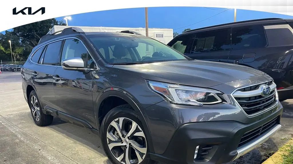 2022 Subaru Outback Touring