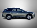 2020 Outback Thumbnail 4