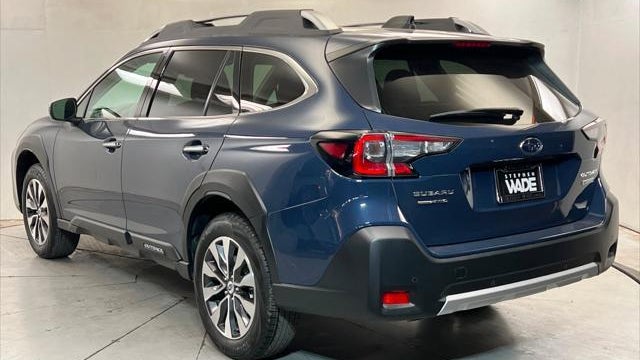 2025 Subaru Outback Touring