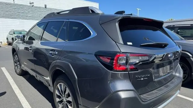 2023 Subaru Outback Touring