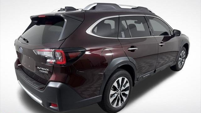 2024 Subaru Outback Touring