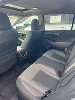 2025 Outback Thumbnail 5