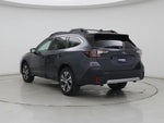 2021 Outback Thumbnail 2