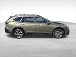 2021 Outback Thumbnail 9