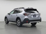 2022 Outback Thumbnail 2