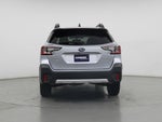 2022 Outback Thumbnail 6