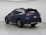 2022 Outback Thumbnail 2