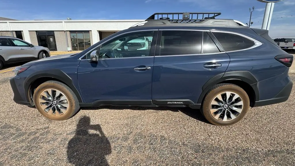 2023 Subaru Outback Touring XT