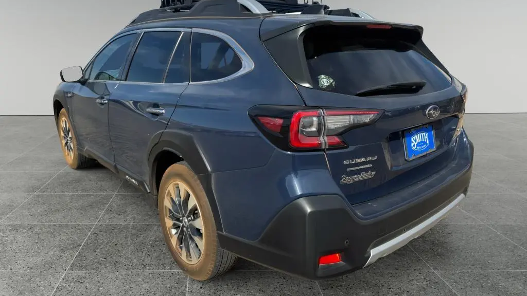 2023 Subaru Outback Touring XT