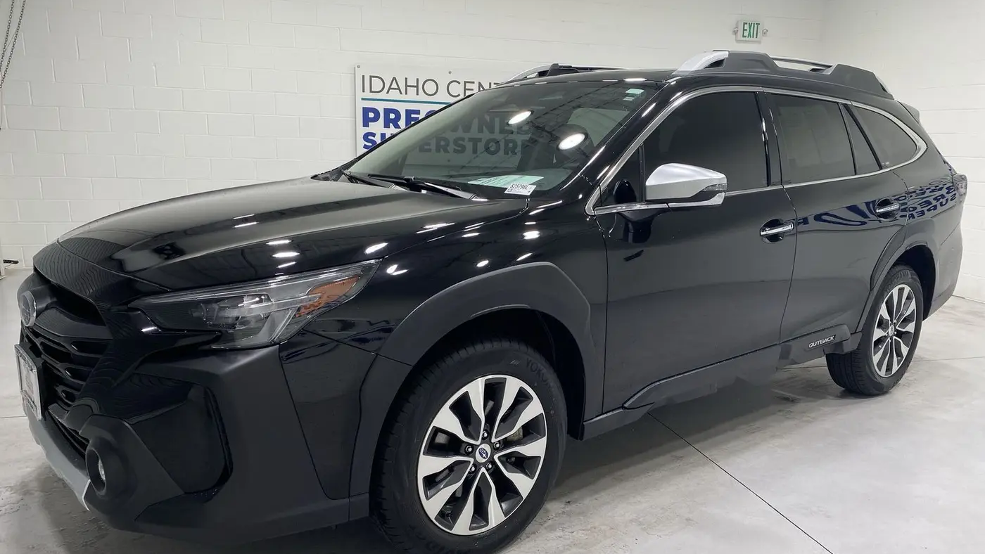2025 Subaru Outback Touring XT