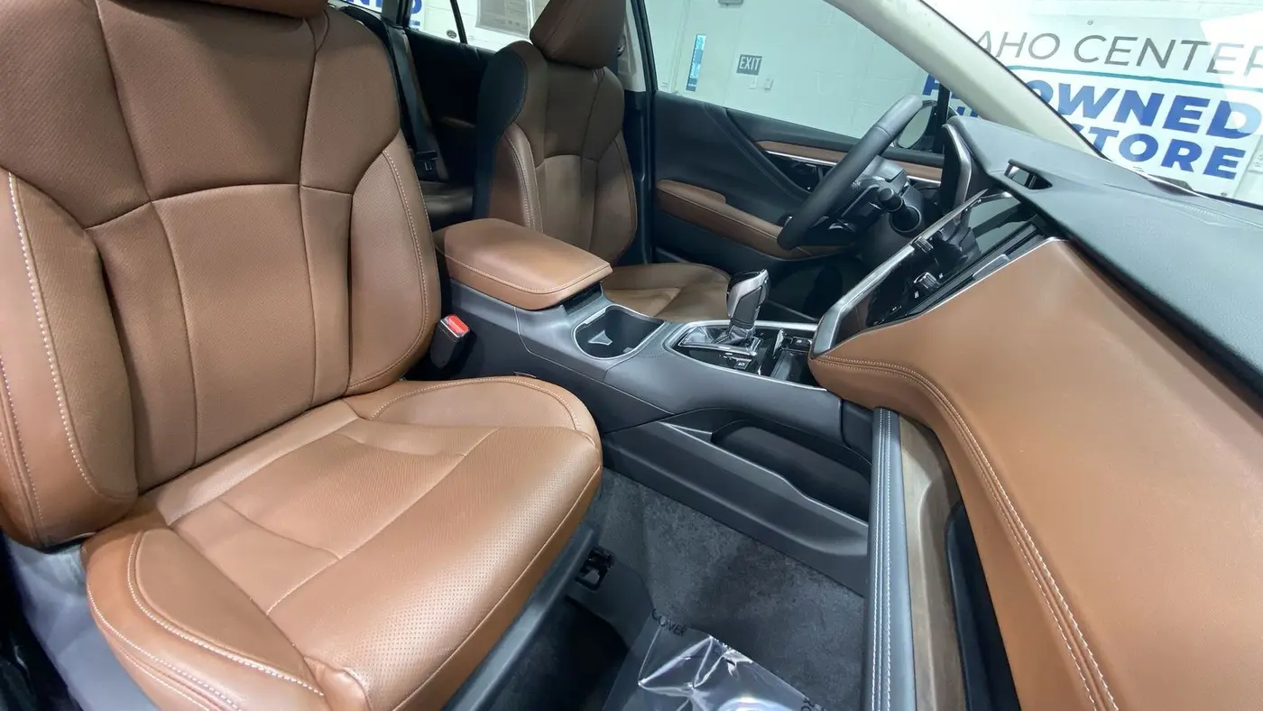 2025 Subaru Outback Touring XT