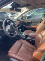 2025 Outback Thumbnail 4