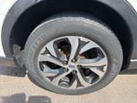 2020 Outback Thumbnail 13
