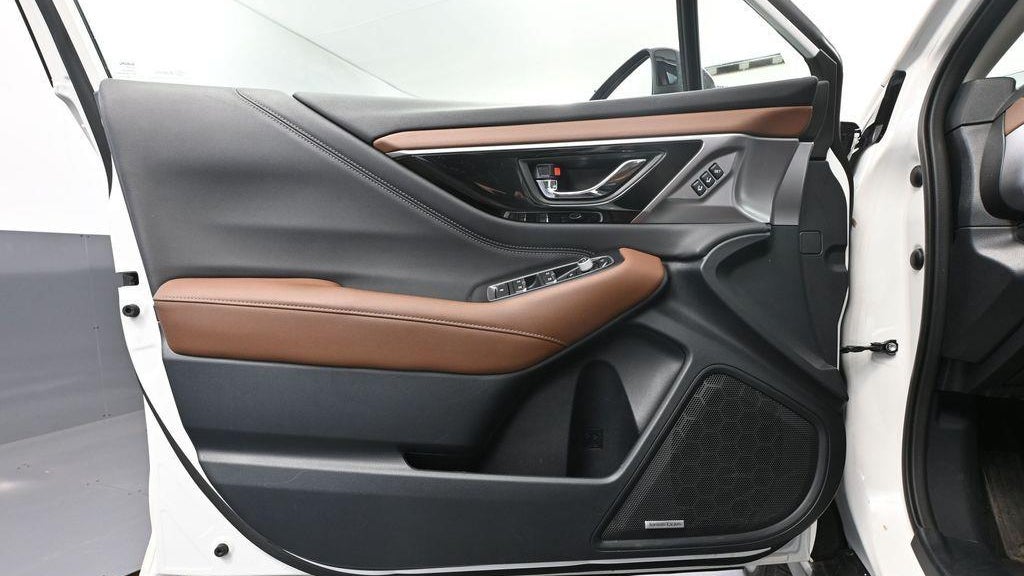 2022 Subaru Outback Touring XT