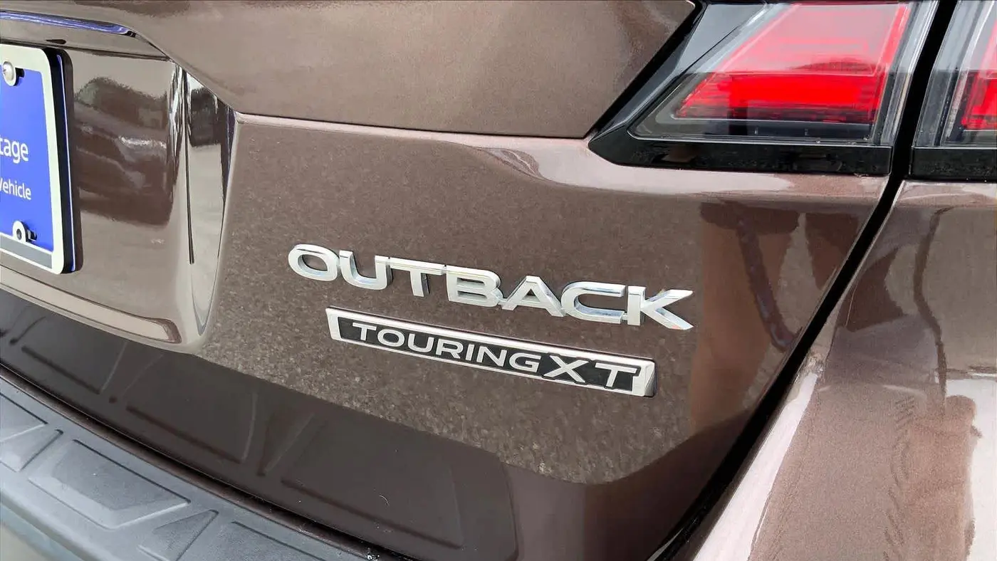 2021 Subaru Outback Touring XT