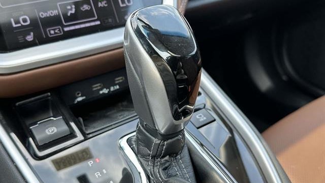 2022 Subaru Outback Touring XT