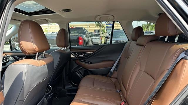 2022 Subaru Outback Touring XT