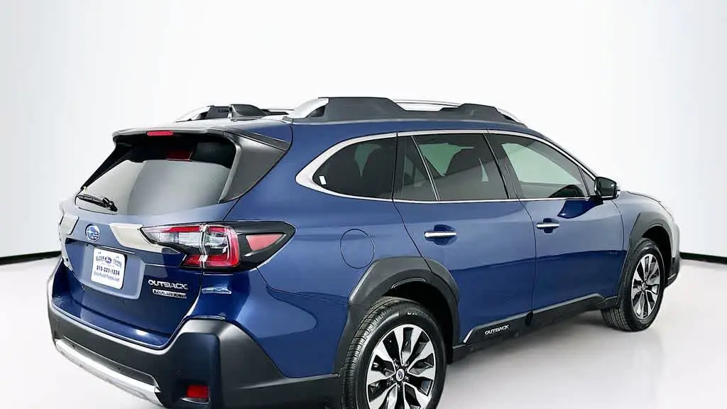 2023 Subaru Outback Touring XT