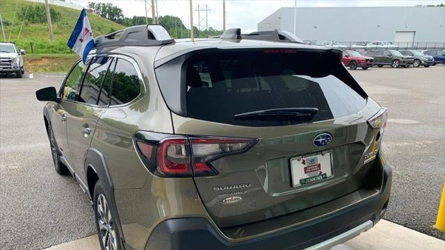 2023 Subaru Outback Touring XT