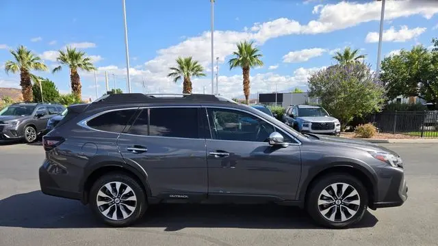 2023 Subaru Outback Touring XT