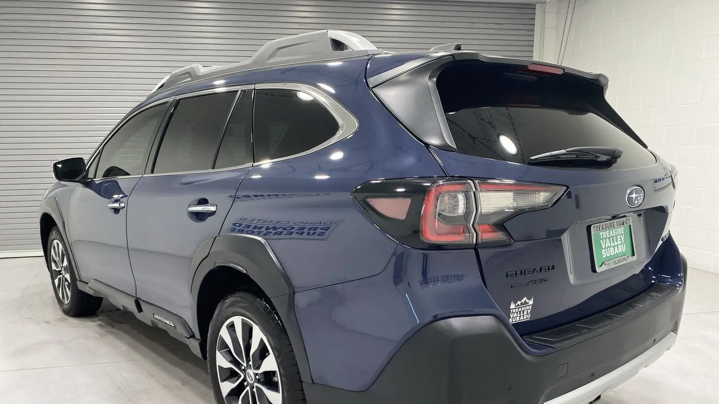 2025 Subaru Outback Touring XT