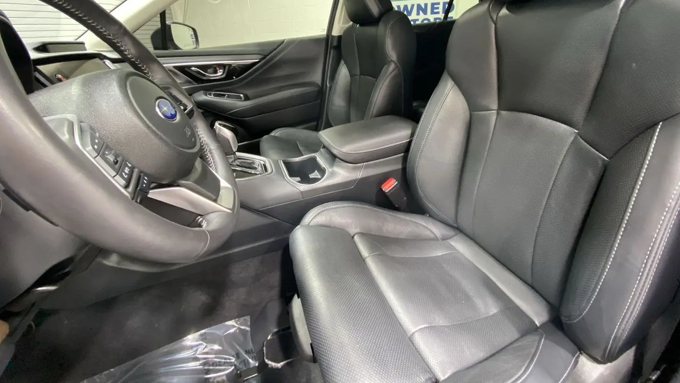 2025 Subaru Outback Touring XT
