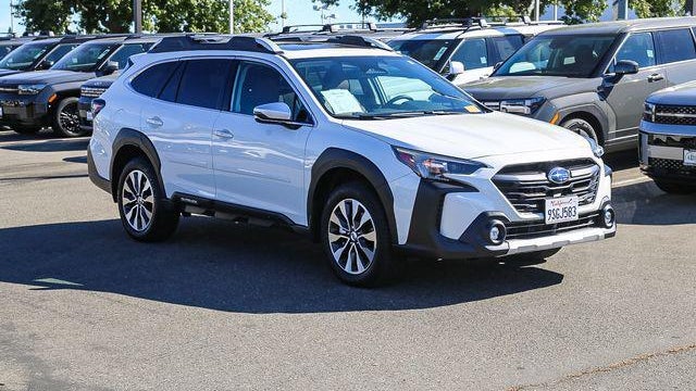 2025 Subaru Outback Touring XT