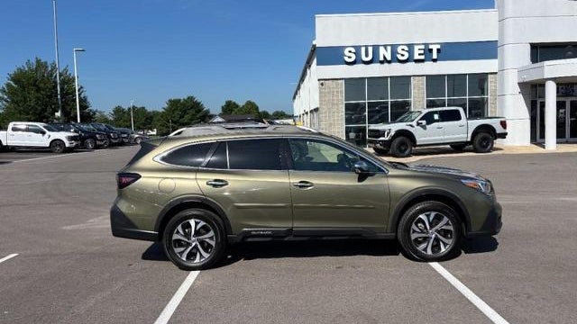 2022 Subaru Outback Touring XT