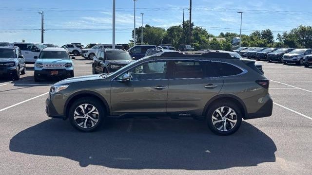 2022 Subaru Outback Touring XT