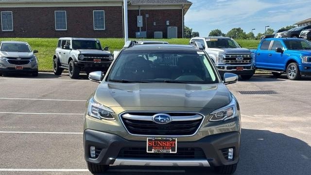 2022 Subaru Outback Touring XT