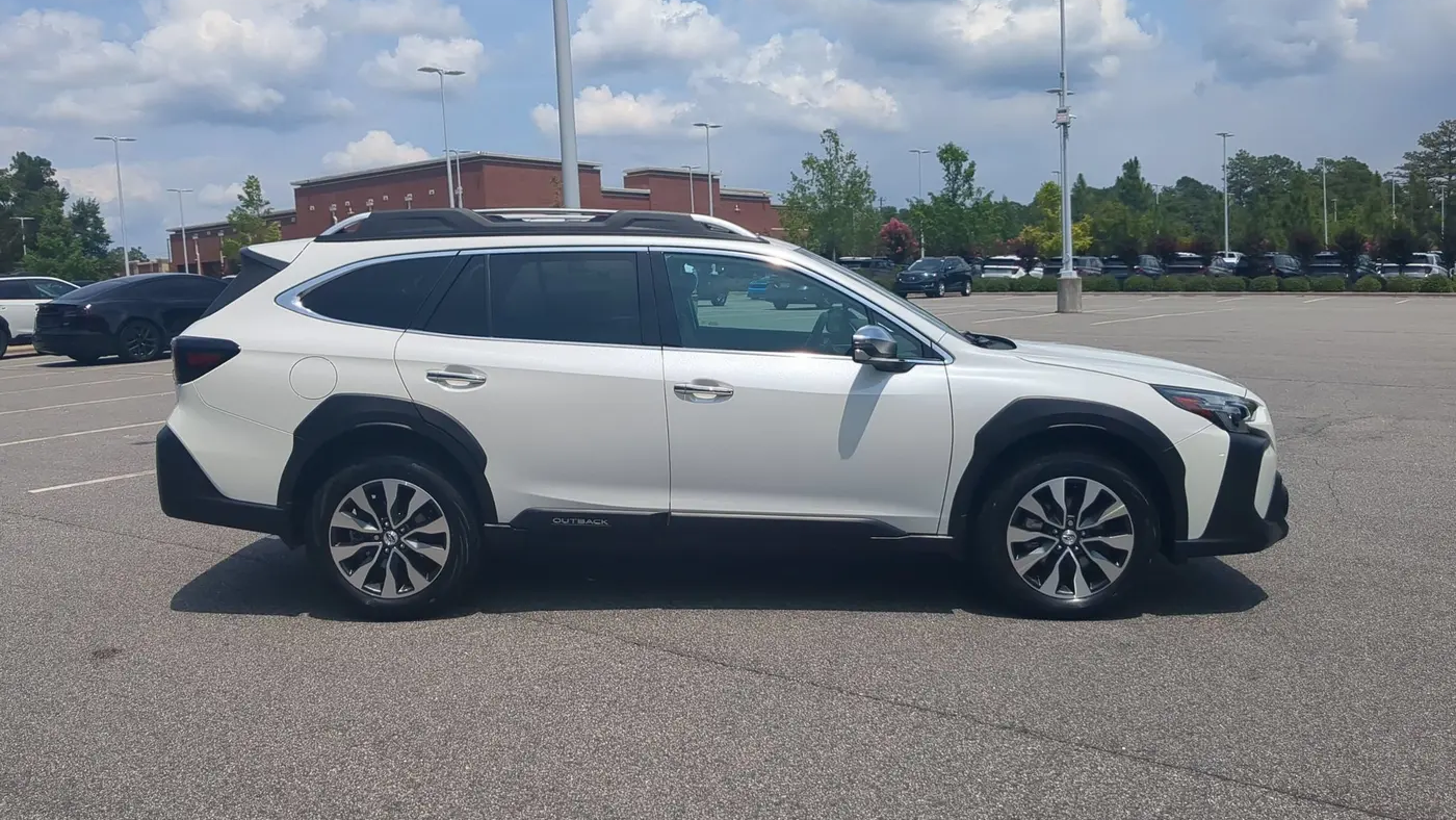 2023 Subaru Outback Touring XT