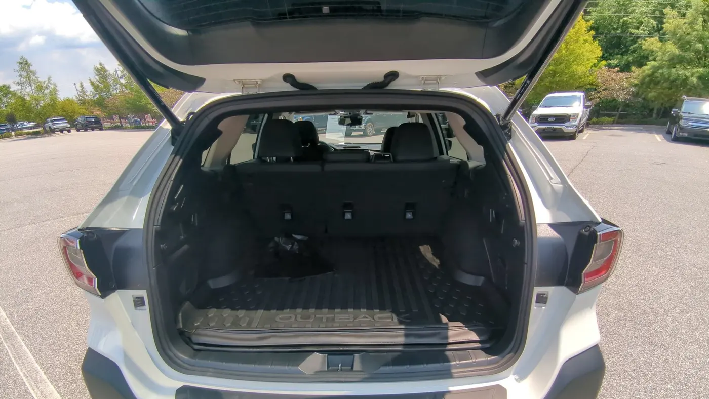 2023 Subaru Outback Touring XT