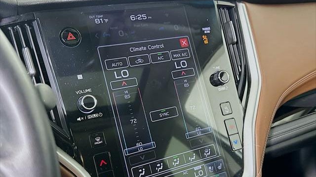 2022 Subaru Outback Touring XT