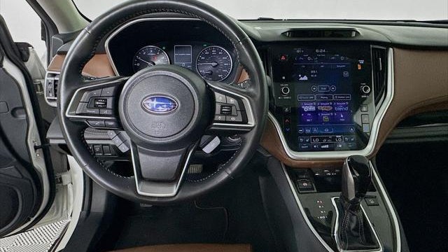 2022 Subaru Outback Touring XT