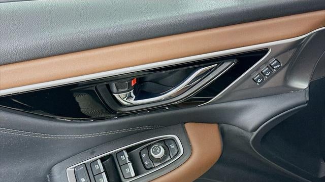 2022 Subaru Outback Touring XT