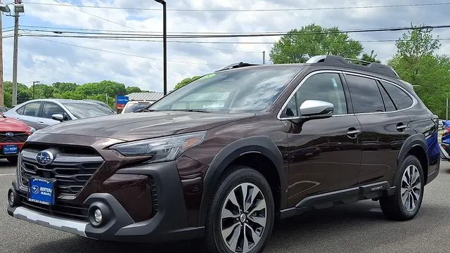 2023 Subaru Outback Touring XT