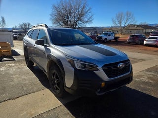 2022 Subaru Outback with Ice Silver Metallic Exterior