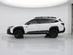 2024 Outback Thumbnail 3
