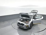 2024 Crosstrek Thumbnail 43