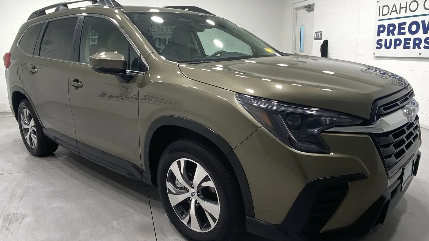 2025 Subaru Ascent Premium 8-Passenger